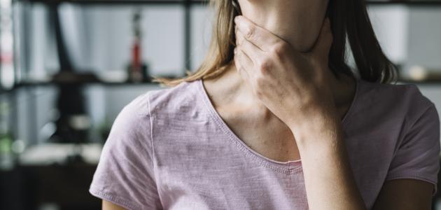 التهاب اللوزتين عند الكبار صورة مقال التهاب اللوزتين عند الكبار