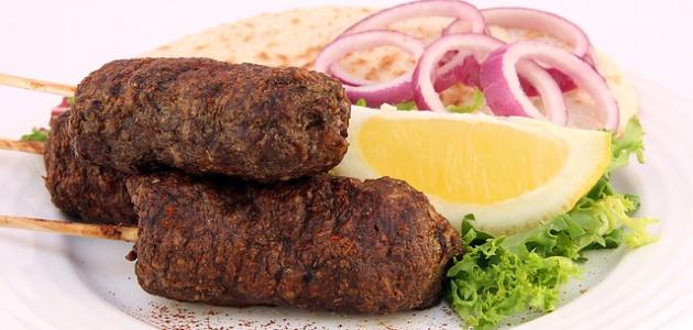 طريقة عمل الكفتة السيخ على الفحم صورة مقال طريقة عمل الكفتة السيخ على الفحم