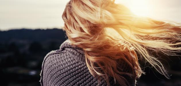 كيفية جعل الشعر رطباً للنساء صورة مقال كيفية جعل الشعر رطباً للنساء