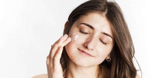 كيفية التخلص من شعر الوجه نهائياً صورة مقال كيفية التخلص من شعر الوجه نهائياً