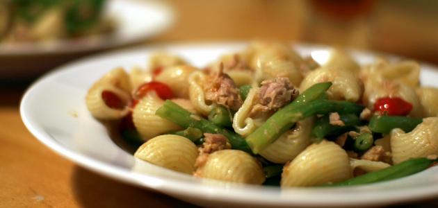 طريقة عمل معكرونة بالتونة والخضار صورة مقال طريقة عمل معكرونة بالتونة والخضار