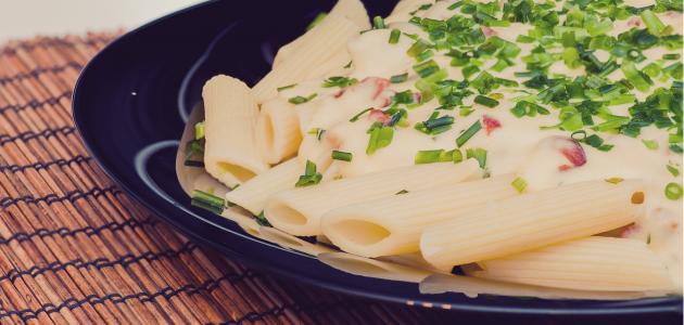 طريقة عمل صوص معكرونة أبيض صورة مقال طريقة عمل صوص معكرونة أبيض