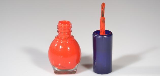 كيفية إصلاح المناكير الجاف صورة مقال كيفية إصلاح المناكير الجاف