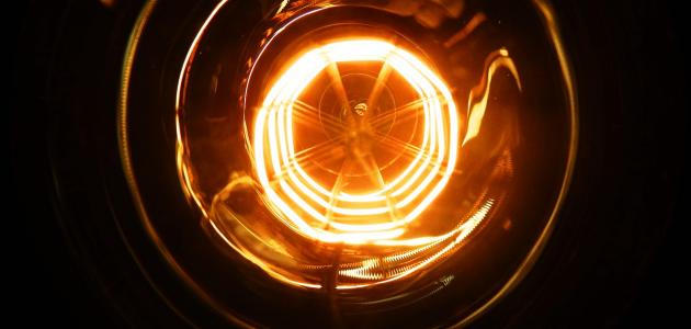 ما اسم مكتشف الكهرباء صورة مقال ما اسم مكتشف الكهرباء