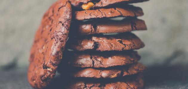 طريقة عمل صوص الشوكولاتة لتزيين البيتى فور صورة مقال طريقة عمل صوص الشوكولاتة لتزيين البيتى فور