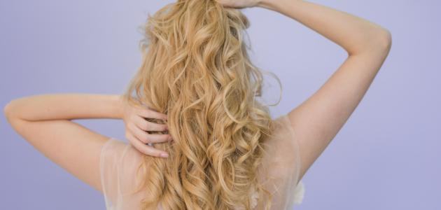 كيف أجعل شعري أصفر بدون صبغة صورة مقال كيف أجعل شعري أصفر بدون صبغة