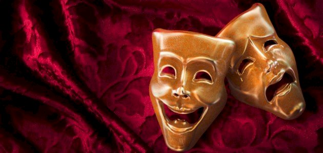 التطور التاريخي لفن الأزياء المسرحية صورة مقال التطور التاريخي لفن الأزياء المسرحية