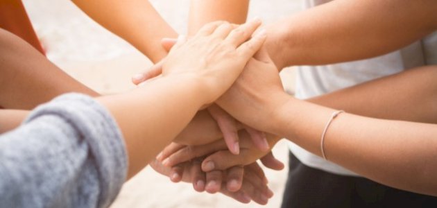 أنواع التضامن الإنساني صورة مقال أنواع التضامن الإنساني