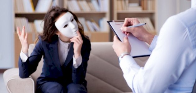 خطورة الشخصية النرجسية صورة مقال خطورة الشخصية النرجسية