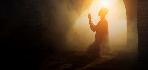 مكانة العبادة في الإسلام صورة مقال مكانة العبادة في الإسلام