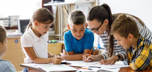 الفرق بين التواصل التربوي والتواصل البيداغوجي صورة مقال الفرق بين التواصل التربوي والتواصل البيداغوجي