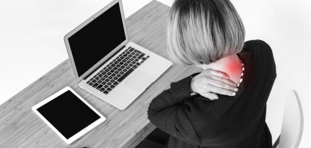 طريقة علاج شد الرقبه صورة مقال طريقة علاج شد الرقبه