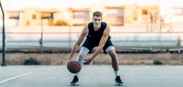 المهارات الدفاعية في كرة السلة صورة مقال المهارات الدفاعية في كرة السلة