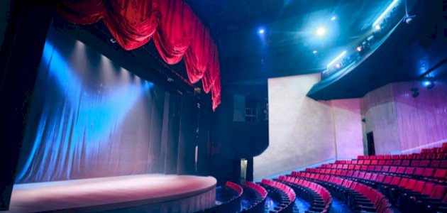 نبذة عن مسرحية السلطان الحائر صورة مقال نبذة عن مسرحية السلطان الحائر