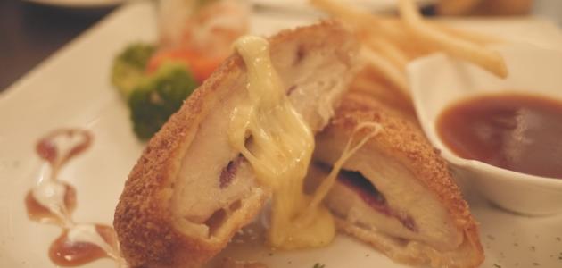 طريقة كوردون بلو الدجاج صورة مقال طريقة كوردون بلو الدجاج