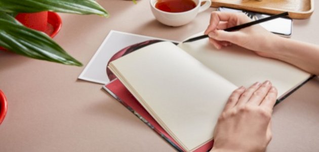 تلخيص قصة كليلة ودمنة: الأسد والثور صورة مقال تلخيص قصة كليلة ودمنة: الأسد والثور