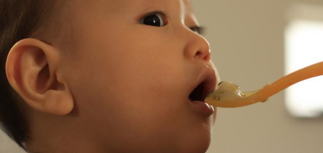 كيف أعتني بطفلي في الشهر الرابع صورة مقال كيف أعتني بطفلي في الشهر الرابع