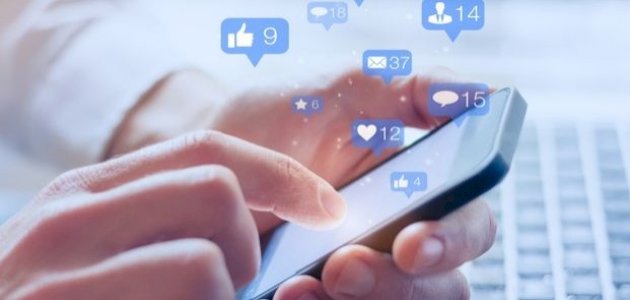 طرق التعامل الإيجابي مع وسائل الاتصال الحديثة صورة مقال طرق التعامل الإيجابي مع وسائل الاتصال الحديثة