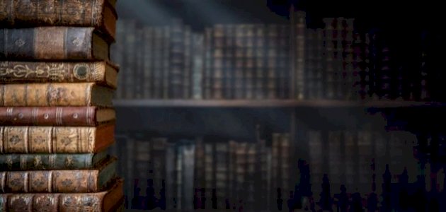 تطور الأدب عبر العصور الأدبية المختلفة صورة مقال تطور الأدب عبر العصور الأدبية المختلفة