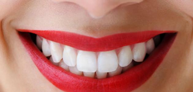 كيف تبيض اسنانك صورة مقال كيف تبيض اسنانك