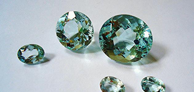 ما هو حجر الزبرجد صورة مقال ما هو حجر الزبرجد