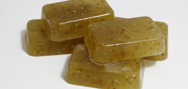 فوائد العسل للوجه صورة مقال فوائد العسل للوجه