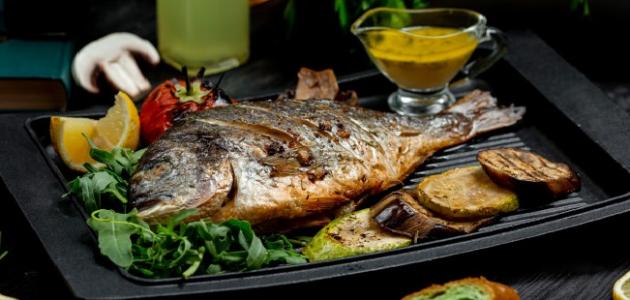 طريقة شوي السمك بالفرن صورة مقال طريقة شوي السمك بالفرن
