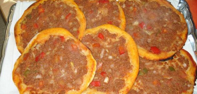 طريقة عمل صفيحة شامية صورة مقال طريقة عمل صفيحة شامية