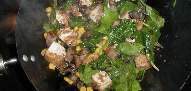 طريقة طبخ السبانخ مع اللحمة صورة مقال طريقة طبخ السبانخ مع اللحمة