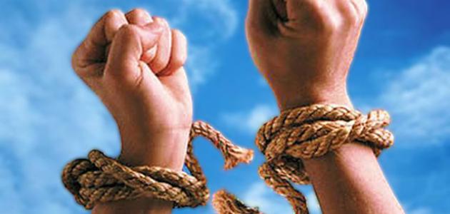 هل الانسان حر أم مقيد صورة مقال هل الانسان حر أم مقيد