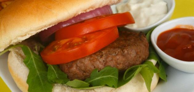 طريقة قلي الهمبرجر صورة مقال طريقة قلي الهمبرجر