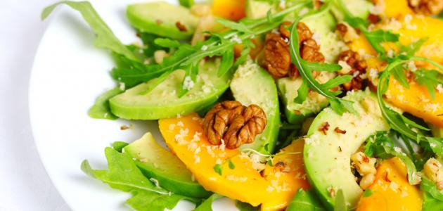 طريقة تحضير سلطة الأفوكادو صورة مقال طريقة تحضير سلطة الأفوكادو