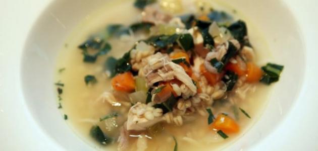 طريقة عمل شوربة الدجاج صورة مقال طريقة عمل شوربة الدجاج