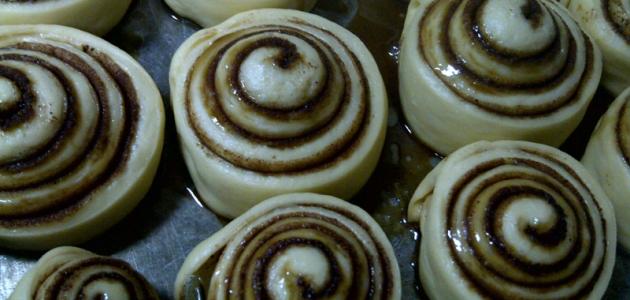 طريقة عمل عجينة السينابون الهشة صورة مقال طريقة عمل عجينة السينابون الهشة