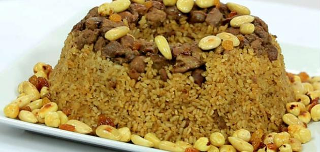 طريقة عمل رز بالكبد والقوانص صورة مقال طريقة عمل رز بالكبد والقوانص