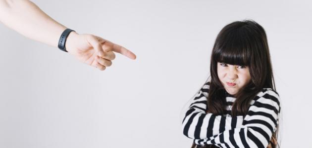 كيف تتعاملين مع طفلك إذا أخطأ؟ صورة مقال كيف تتعاملين مع طفلك إذا أخطأ؟