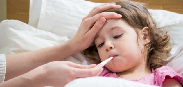 كيف أنزل حرارة طفلي بسرعة صورة مقال كيف أنزل حرارة طفلي بسرعة