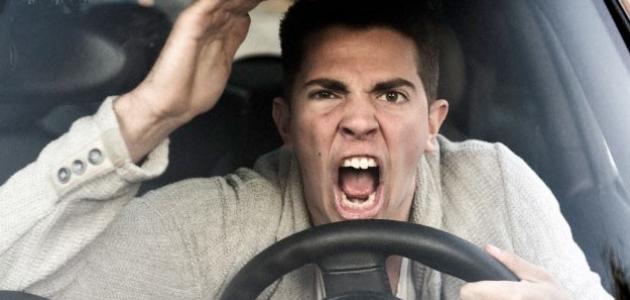 كيف تتحكم في مشاعرك صورة مقال كيف تتحكم في مشاعرك