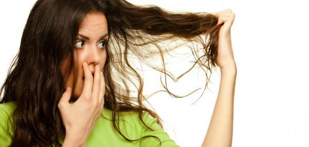 كيف أتخلص من رائحة الثوم في الشعر صورة مقال كيف أتخلص من رائحة الثوم في الشعر