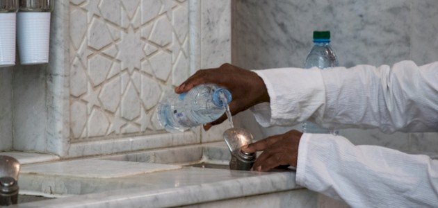 بحث عن بئر زمزم صورة مقال بحث عن بئر زمزم