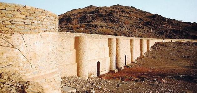 أين تقع عين زبيدة صورة مقال أين تقع عين زبيدة