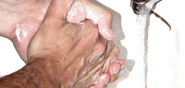 كيف أتخلص من وسواس النظافة صورة مقال كيف أتخلص من وسواس النظافة