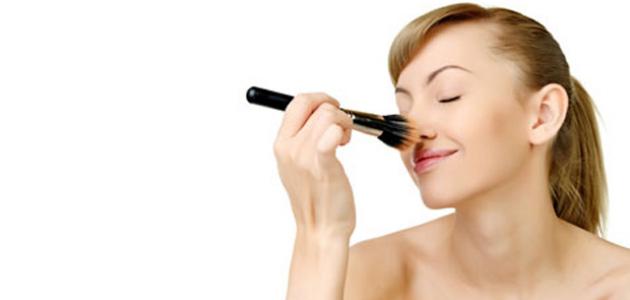 تصغير الانف بالمكياج صورة مقال تصغير الانف بالمكياج