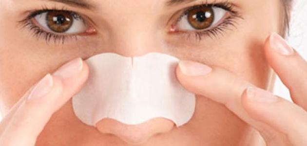 إزالة الرؤوس السوداء من الأنف صورة مقال إزالة الرؤوس السوداء من الأنف