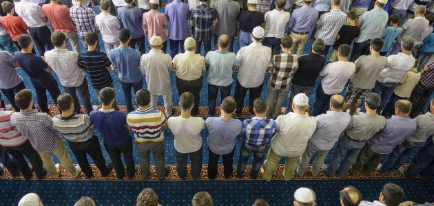 الصلاة في وقتها صورة مقال الصلاة في وقتها