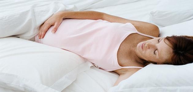 أفضل وضع لنوم الحامل صورة مقال أفضل وضع لنوم الحامل