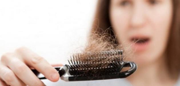 أسباب تساقط الشعر من الجذور صورة مقال أسباب تساقط الشعر من الجذور