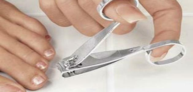 كيفية تقليم الاظافر صورة مقال كيفية تقليم الاظافر
