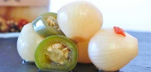 طريقة عمل مخلل البصل صورة مقال طريقة عمل مخلل البصل