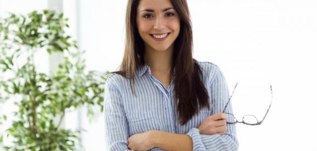 صفات المرأة الجميلة صورة مقال صفات المرأة الجميلة